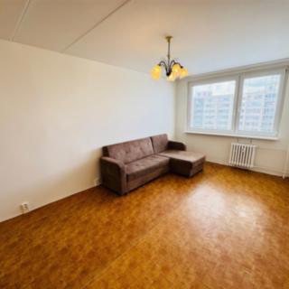 Pronájem bytu 2+kk 45 m² Praha Horní Měcholupy, Boloňská