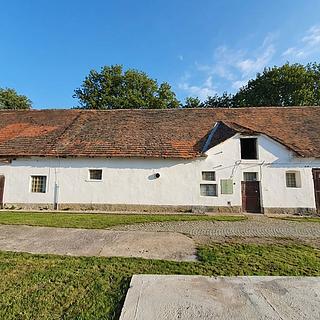 Pronájem skladu 185 m² Plzeň Malesice, Malesická náves