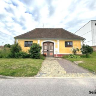 Prodej rodinného domu 196 m² Šatov
