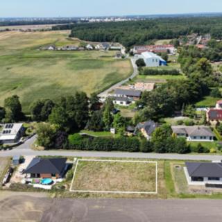 Prodej stavební parcely 1 100 m² Sezemice Veská