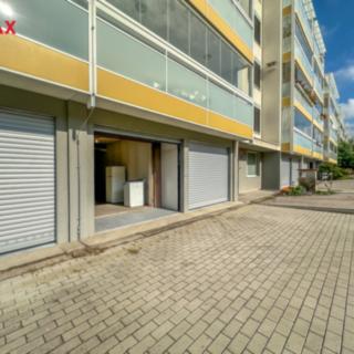 Prodej garáže 40 m² Praha Černý Most, Kuttelwascherova