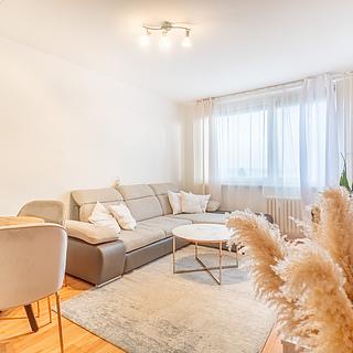 Pronájem bytu 2+kk 43 m&sup2; Praha