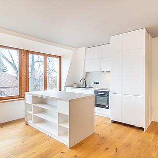 Pronájem bytu 5+kk 136 m&sup2; Praha
