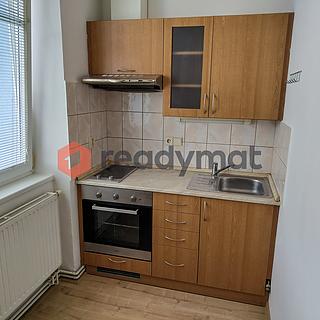Pronájem bytu 1+1 37 m² Hodonín, Štefánikova