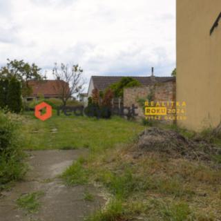 Prodej stavební parcely 1830 m² Vrbice