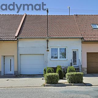 Prodej rodinného domu 111 m² Rohatec, Hodonínská