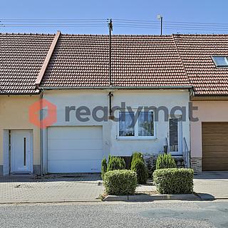 Prodej rodinného domu 111 m² Rohatec, Hodonínská