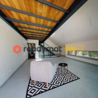 Pronájem kanceláře 74 m² Hodonín, Rybářská