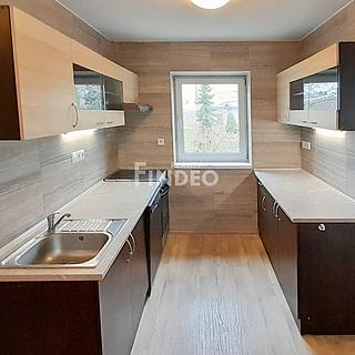 Pronájem bytu 3+1 90 m² Čelákovice, Svatopluka Čecha