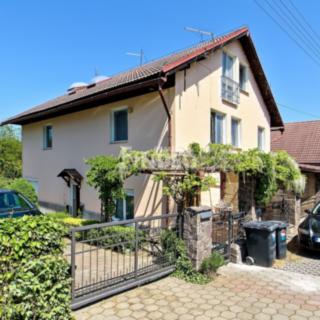 Pronájem bytu 1+kk a garsoniéry 45 m² Strančice, K Habrovci
