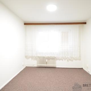 Pronájem bytu 1+1 34 m² Ostrava Zábřeh, Volgogradská