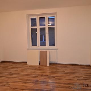 Pronájem bytu 3+kk 100 m&sup2; Ostrava