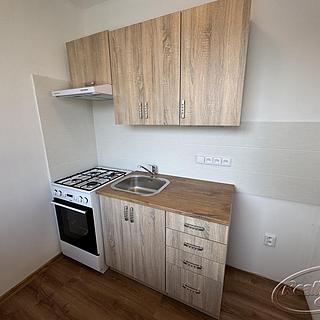 Pronájem bytu 1+1 29 m² Náchod Staré Město nad Metují, Pražská