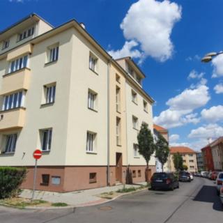 Pronájem bytu 3+kk 74 m² Znojmo, Stojanova