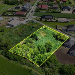 Prodej stavební parcely 1 221 m² Strachotice Micmanice