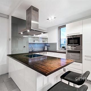 Prodej bytu 4+kk 99 m² Znojmo, Aninská