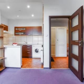 Pronájem bytu 1+kk a garsoniéry 22 m² Znojmo, Dělnická