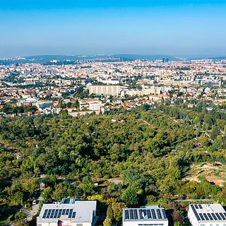 Prodej stavební parcely 2004 m² Brno