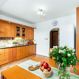 Prodej bytu 3+1, 97m²