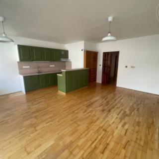Pronájem bytu 3+kk 73 m² Miroslav