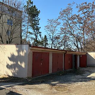 Pronájem garáže 15 m² Brno Židenice, Šaumannova
