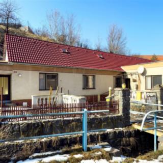 Prodej rodinného domu 260 m² Hluboké Mašůvky