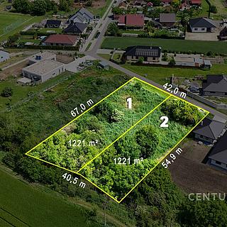 Prodej stavební parcely 1221 m&sup2; Strachotice