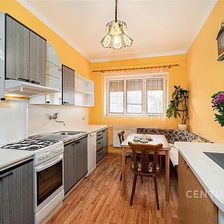 Prodej rodinného domu 90 m² Hevlín