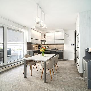 Prodej bytu 2+kk 62 m² Znojmo, Smutného