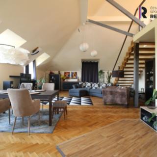 Prodej rodinného domu 705 m² Hlohovec