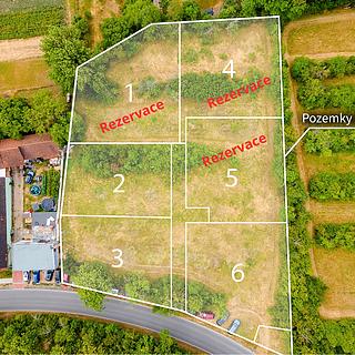 Prodej stavební parcely 826 m² Čečelice, Byšická