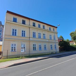 Prodej bytu 2+1 67 m² Karlovy Vary Drahovice, Stará Kysibelská