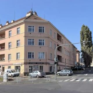 Pronájem bytu 2+kk 35 m² Kladno