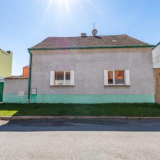 Prodej rodinného domu 80 m² Kladno Švermov, Třebízského