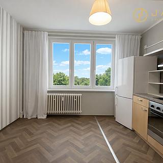 Pronájem bytu 1+1 35 m² Klášterec nad Ohří Miřetice u Klášterce nad Ohří, Jana Ámose Komenského