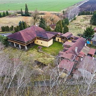 Prodej rodinného domu 1400 m&sup2; Šlapanice