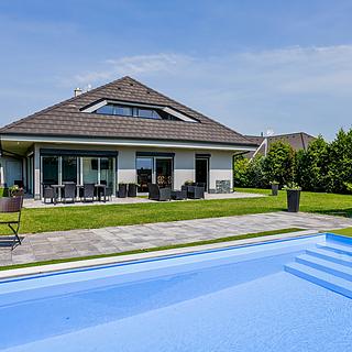 Prodej rodinného domu 275 m&sup2; Buštěhrad