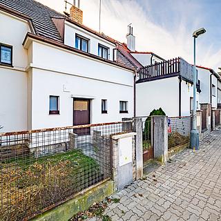Prodej rodinného domu 83 m&sup2; Praha