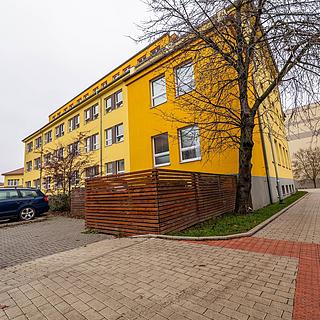 Prodej bytu 1+1 35 m² Odolena Voda, Komenského