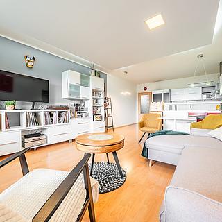 Pronájem bytu 3+kk 86 m² Praha