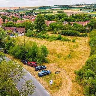 Prodej stavební parcely 801 m² Čečelice, Byšická