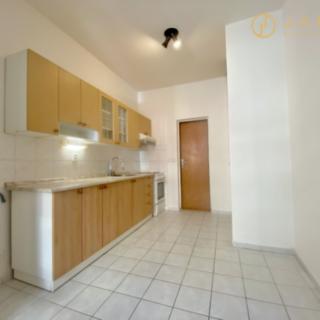 Pronájem bytu 2+1 46 m² Klášterec nad Ohří, Zahradní