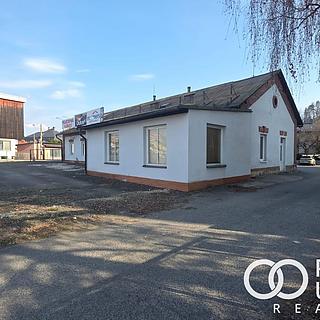 Pronájem obchodu 100 m&sup2; Rožnov pod Radhoštěm