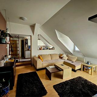 Pronájem bytu 3+kk 62 m² Uherské Hradiště Mařatice, 1. máje