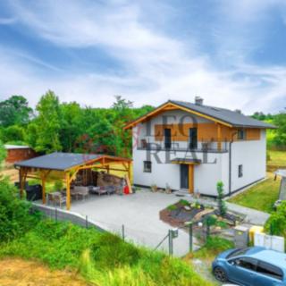 Prodej rodinného domu 140 m² Škvorec