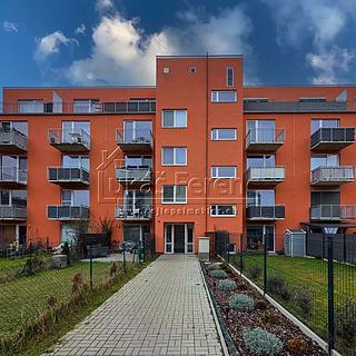 Pronájem bytu 2+kk 48 m&sup2; Hostivice