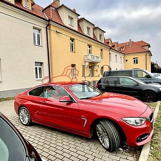 Pronájem bytu 2+1 55 m² Staré Město, Brněnská