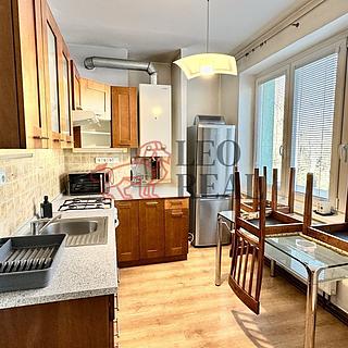 Pronájem bytu 2+1 59 m&sup2; Uherské Hradiště