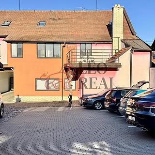 Pronájem bytu 2+kk 45 m&sup2; Uherské Hradiště