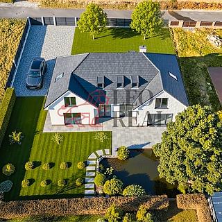 Prodej stavební parcely 1036 m² Řitka